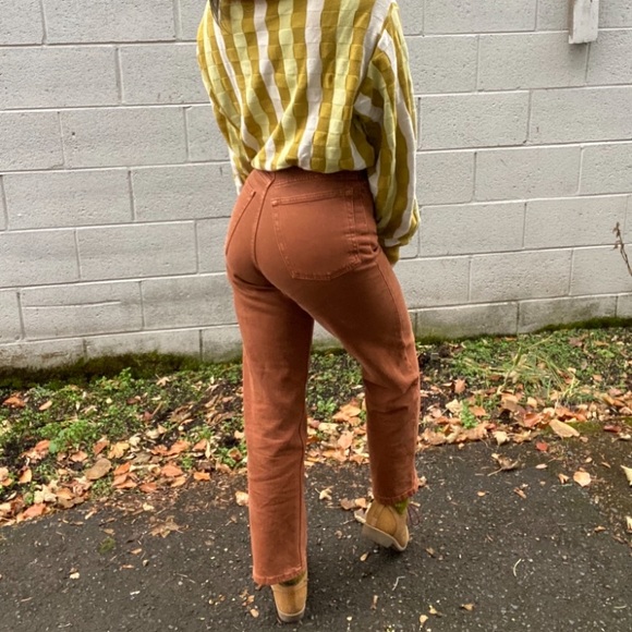 Everlane Way High Jean - Picture 5 of 7